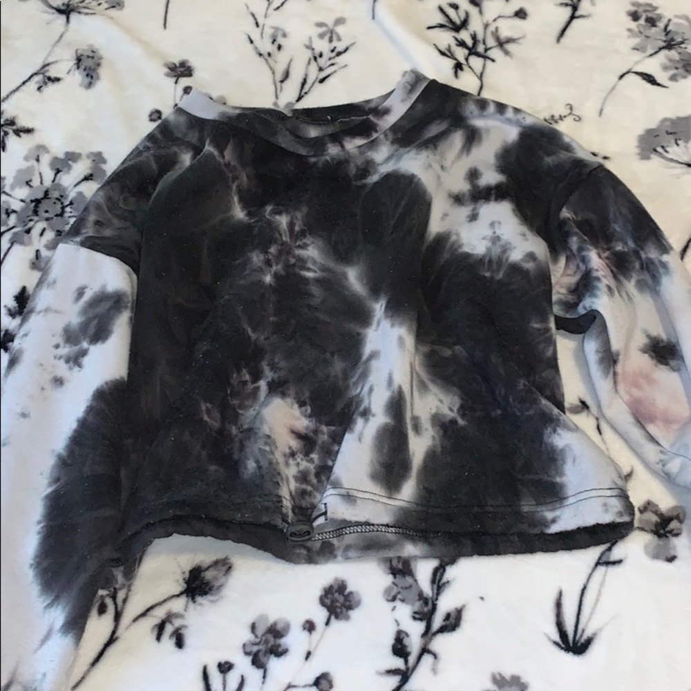 LONG SLEEVED SHIRT